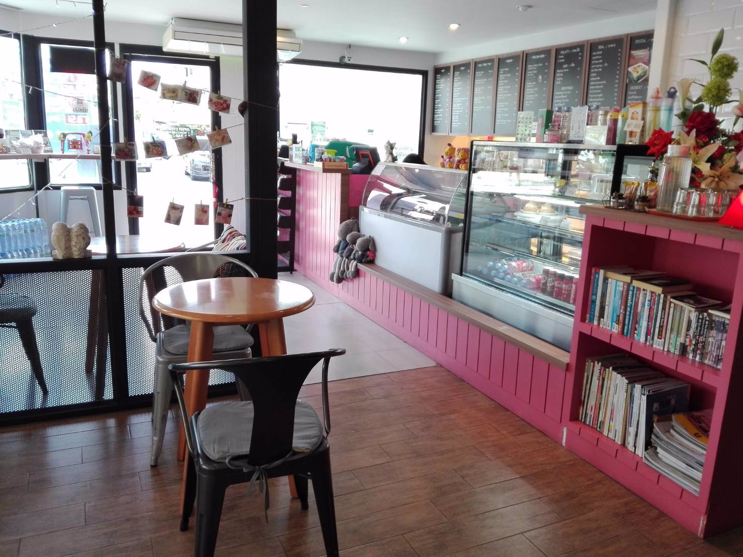 เซ้งด่วน-ร้านกาแฟพร้อมขายได้ทันที-วังหิน-450000-บาท-โทร0988824528