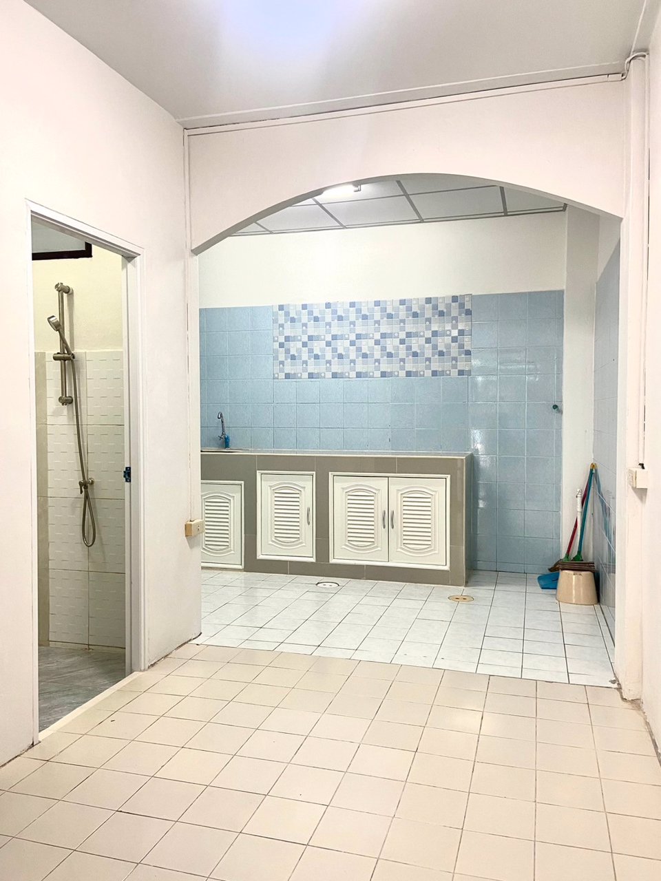 ขายบ้านรีโนเวทใหม่พร้อมอยู่-ทาวเฮ้าส์-2-นอน-2-น้ำ-ใกล้เซ็นทรัลพระราม-2