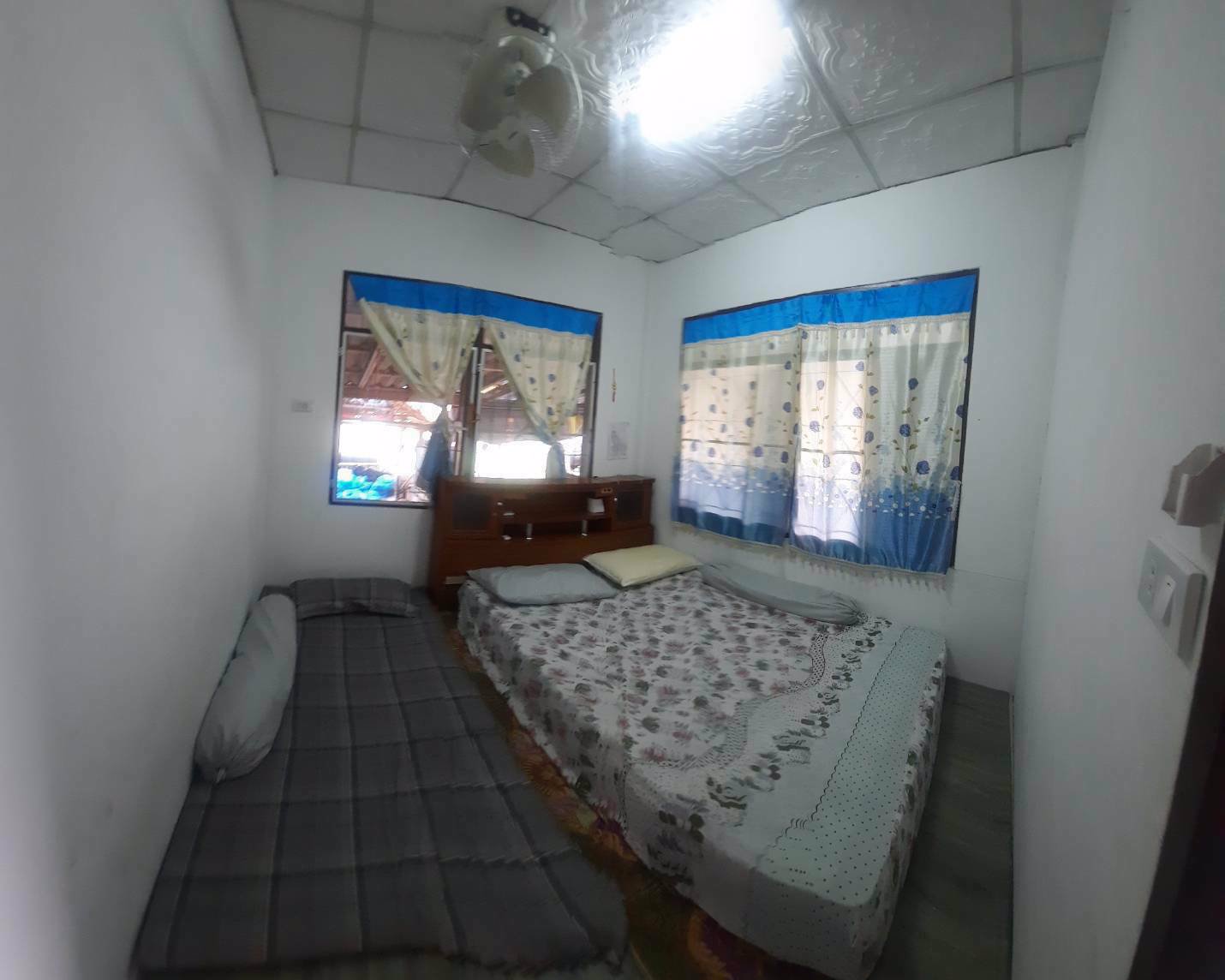 ขายบ้านชั้นเดียว-พร้อมหอพัก-ทำเลดีฮวงจุ้ยปังเข้า-ออก-สะดวก