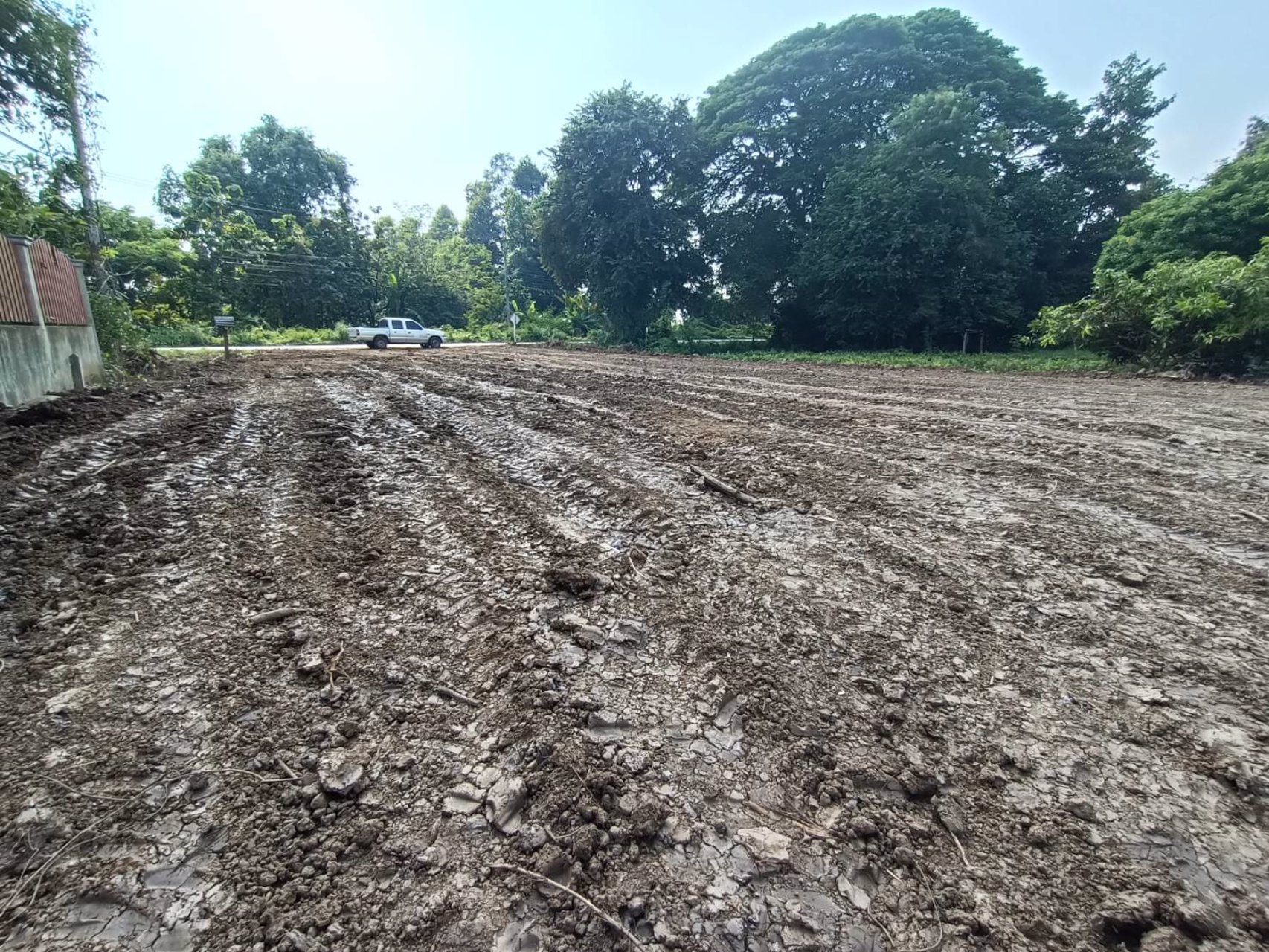 ขายที่ดินพร้อมโรงเรือน-ทำเลค้าขาย-ปลูกที่พักอาศัย-ติดถนนเส้น-นครสวรรค์-บรรพตพิสัย