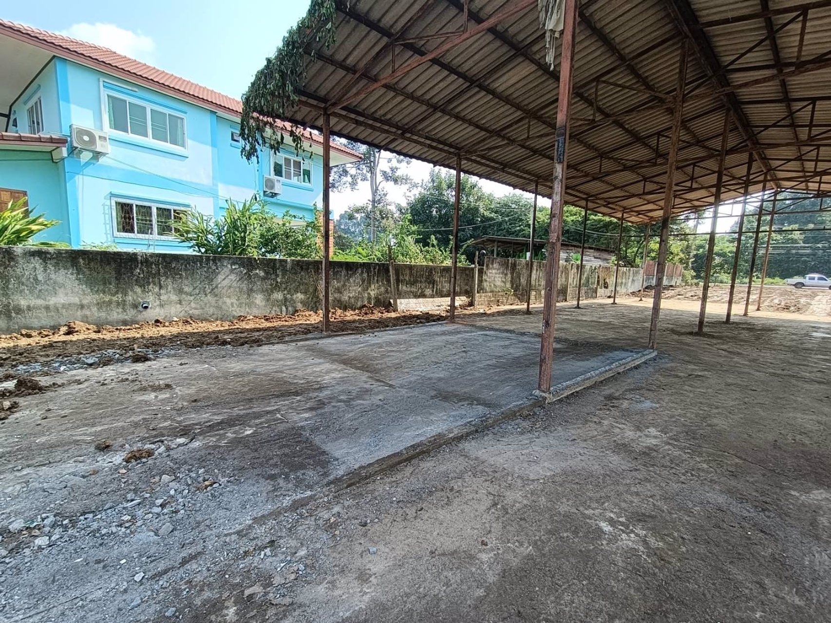 ขายที่ดินพร้อมโรงเรือน-ทำเลค้าขาย-ปลูกที่พักอาศัย-ติดถนนเส้น-นครสวรรค์-บรรพตพิสัย