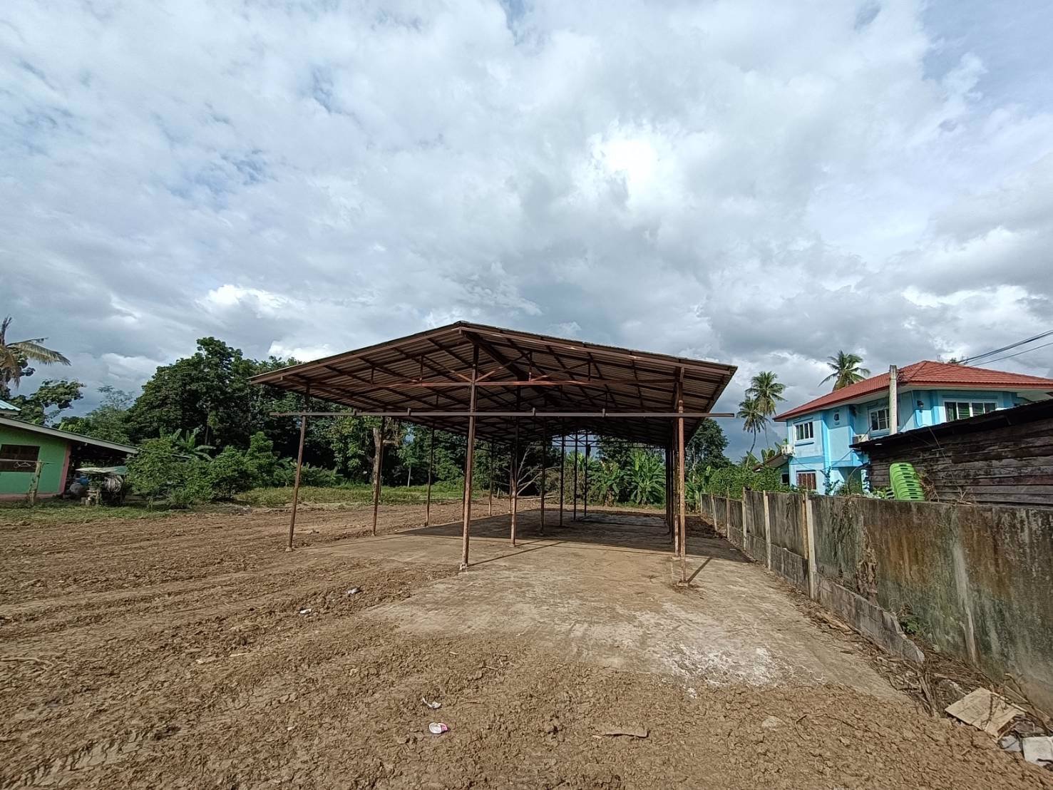 ขายที่ดินพร้อมโรงเรือน-ทำเลค้าขาย-ปลูกที่พักอาศัย-ติดถนนเส้น-นครสวรรค์-บรรพตพิสัย