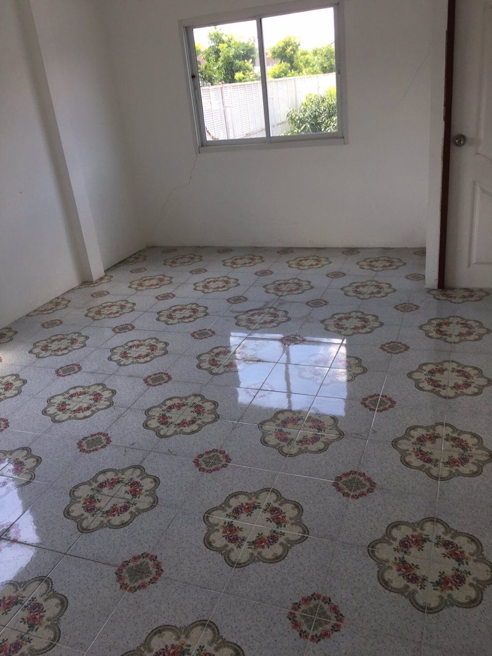 ขายด่วน-ทาวน์โฮม-หมู่บ้านสำเร็จวิว6-พื้นที่-33-ตรว-บ้านหัวมุมค่า