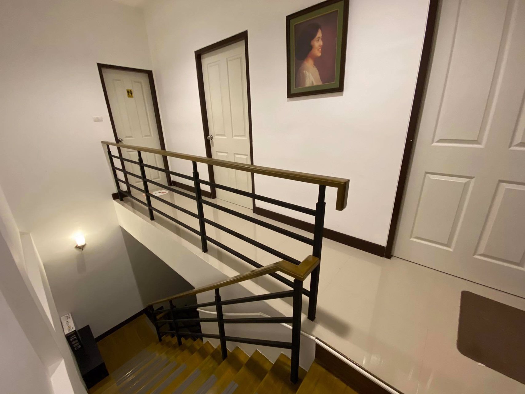 ขาวทาวน์โฮม-2ชั้น-โครงการ-the-eterno-รามคำแหง-174