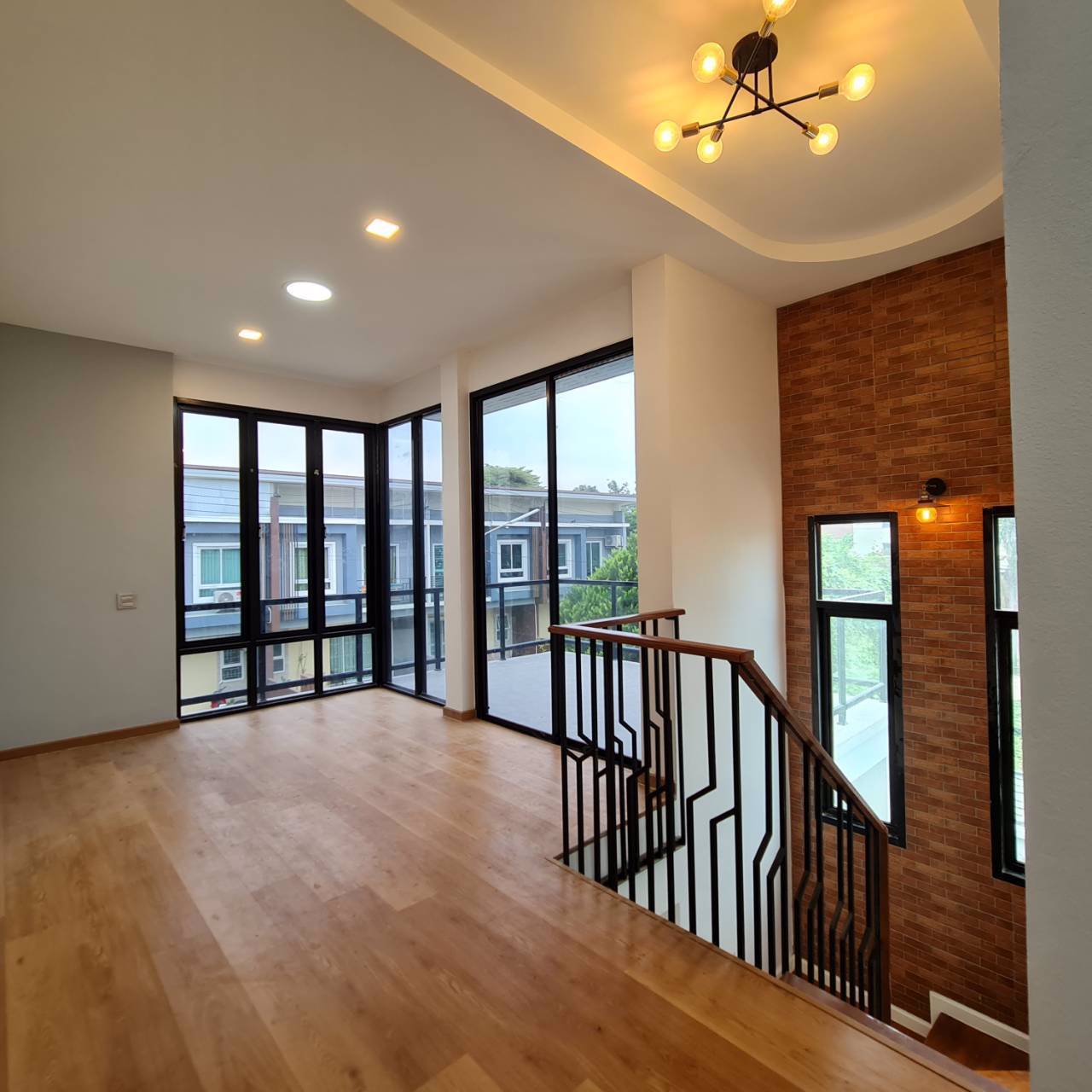 บ้านเดี่ยวสวยใหม่-ใกล้ตลาดสดหอนาฬิกา18กมเมือง-บ้านโป่ง-ราชบุรี