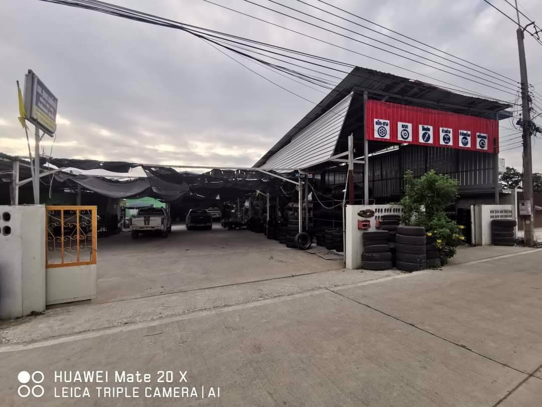 ขายที่ดิน-พร้อม-อาคาร-เนื้อที่-350ตารางวา-ทำเลดี-ติดถนน