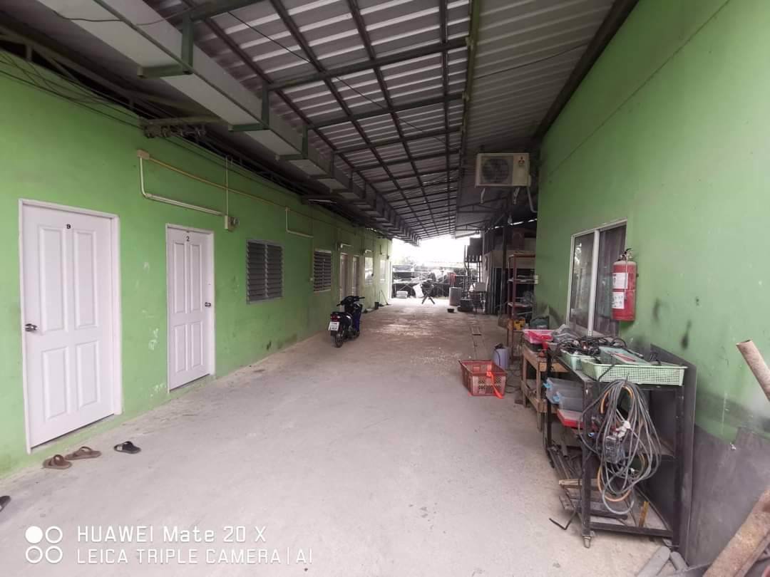 ขายที่ดิน-พร้อม-อาคาร-เนื้อที่-350ตารางวา-ทำเลดี-ติดถนน