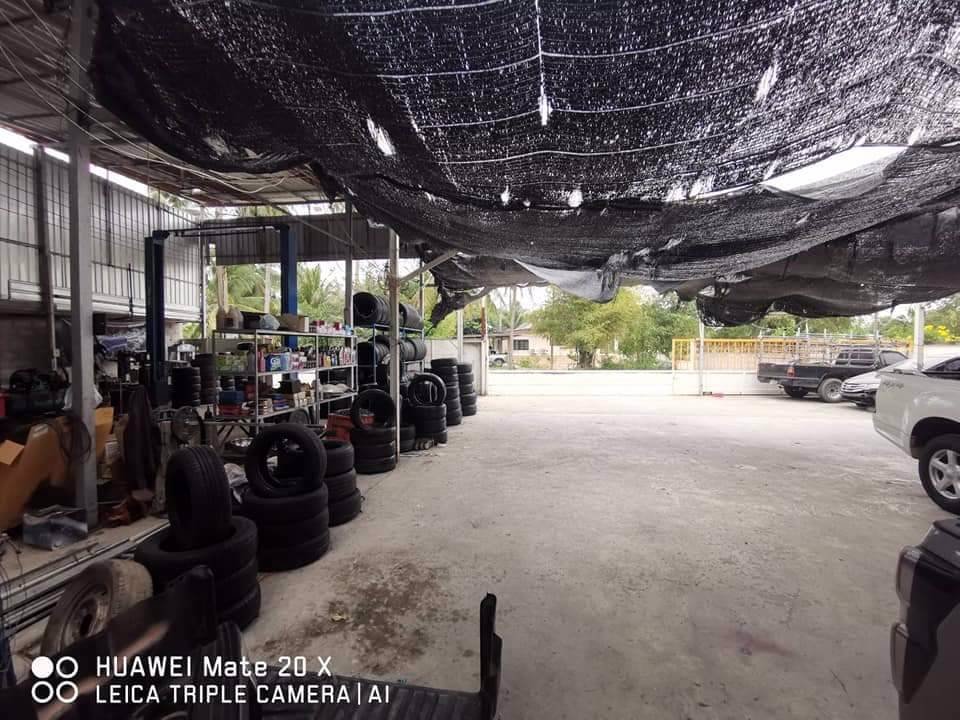 ขายที่ดิน-พร้อม-อาคาร-เนื้อที่-350ตารางวา-ทำเลดี-ติดถนน