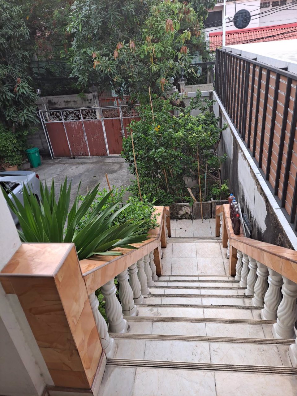 ขายบ้านพร้อมที่ดิน-เนื้อที่-103-ตารางวา-4-ห้องนอน-3-ห้องน้ำ-ห้องเก็บของขนาดใหญ่-1-โถง-1-ห้องพระ-ไกล