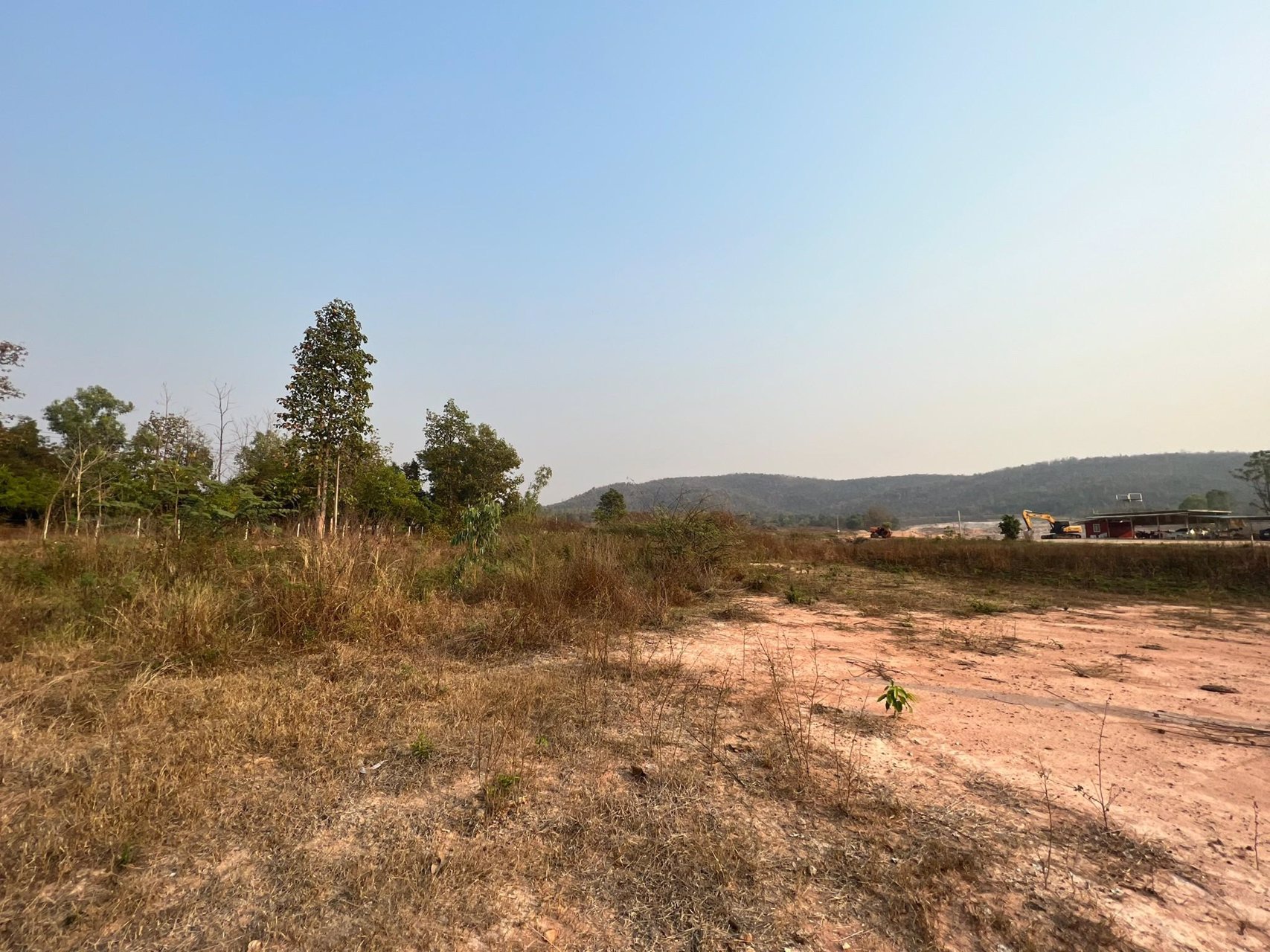 ขายที่ดินเปล่าต่ำกว่าราคาตลาด-ต-เหมืองจี้-อเมืองลำพูน-จลำพูน