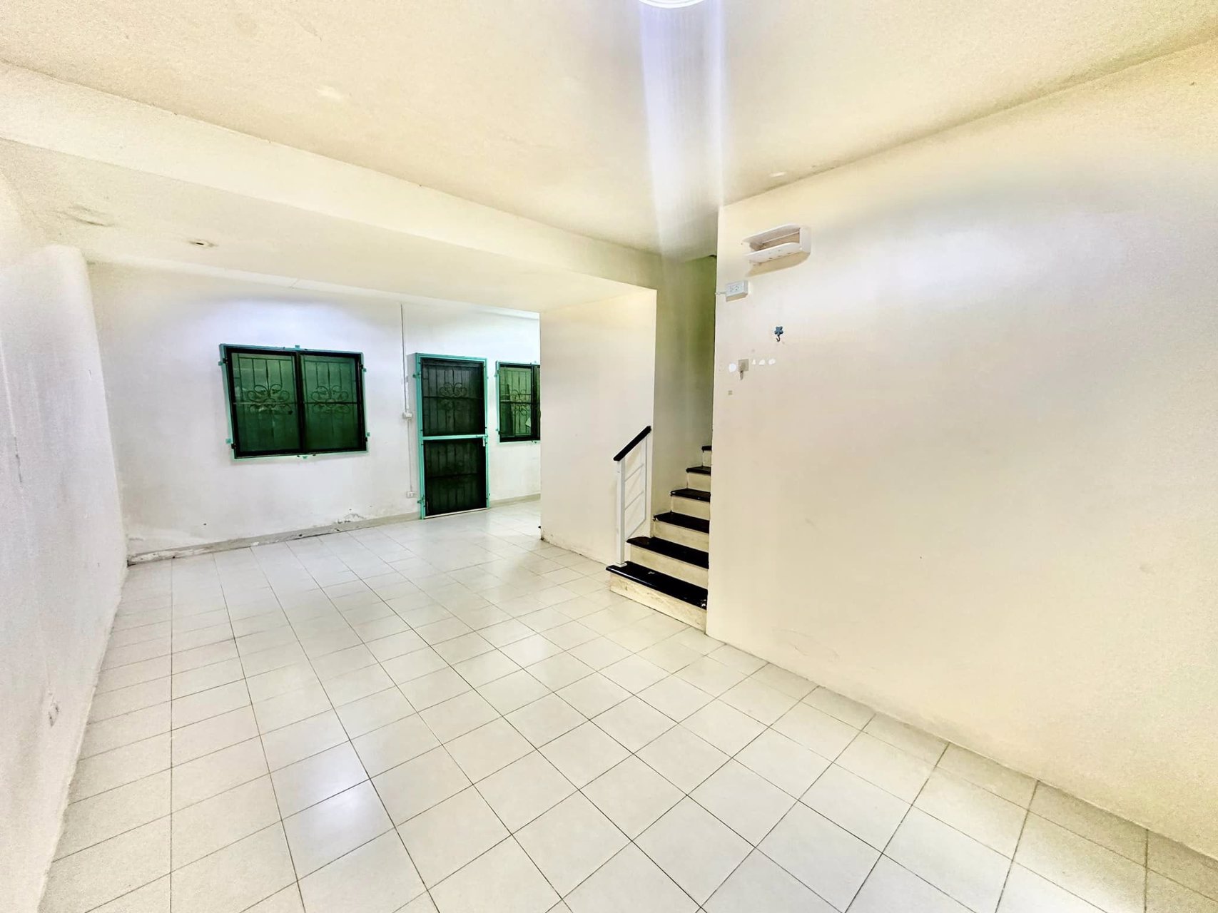 ขายด่วน-ขายถูก-หมู่บ้านพฤกษา-66-นวนคร-ตลาดไท