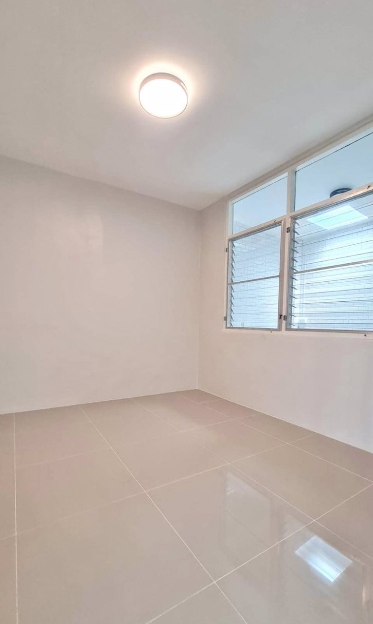 ขายด่วน-บ้านรีโนเวทใหม่-ราคาไม่ถึงล้าน