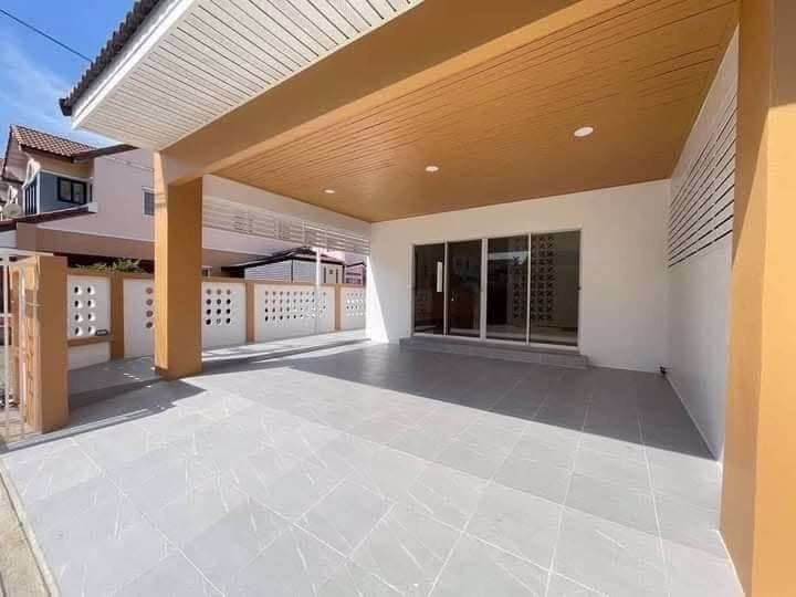 ทาวน์เฮ้าส์-2-ชั้น-โครงการหมู่บ้านซื่อตรง-หลังมุม-รังสิต-คลอง3