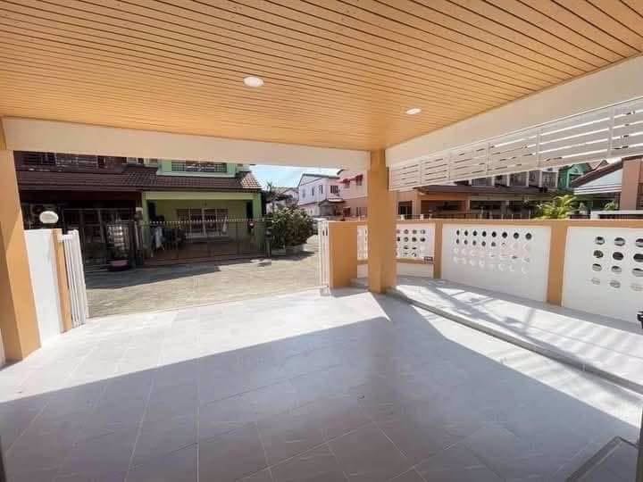 ทาวน์เฮ้าส์-2-ชั้น-โครงการหมู่บ้านซื่อตรง-หลังมุม-รังสิต-คลอง3