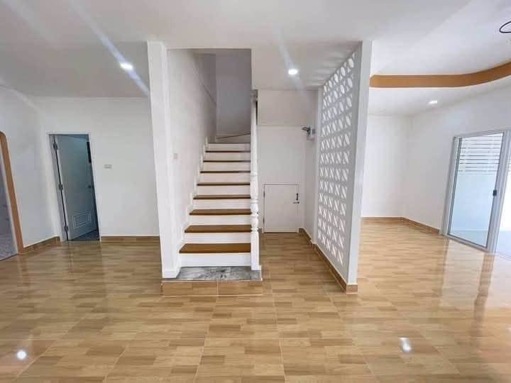 ทาวน์เฮ้าส์-2-ชั้น-โครงการหมู่บ้านซื่อตรง-หลังมุม-รังสิต-คลอง3