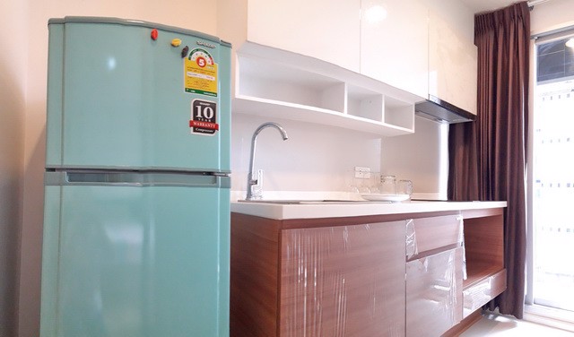 ขายคอนโด-ฟิวส์-จันทร์-สาทร-ห้องวิวสระว่ายน้ำ-studio-26-ตรม-condo-fuse-chan-sathorn-studio-26-sqm