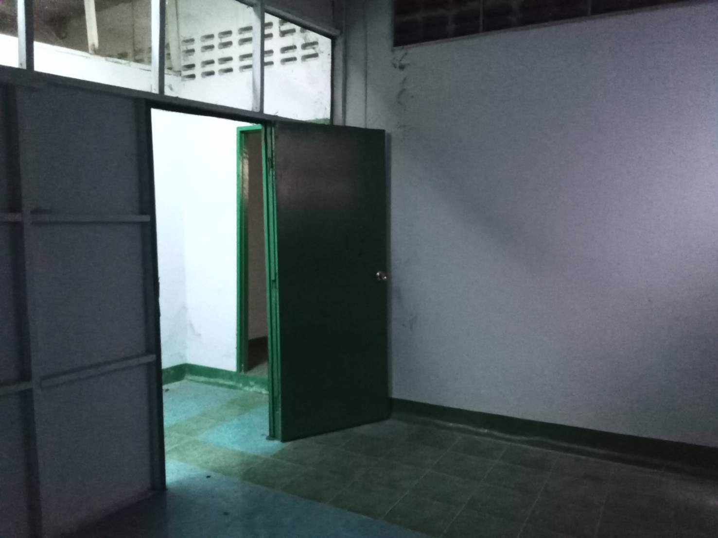 ขายด่วน-ขายถูก-อาคารพาณิชย์-1-ชั้น-2-คูหา-ทำเลค้าขาย-หน้าวัดพระธาตุพนม-ใกล้ตลาดสดเทศบาลธาตุพนม