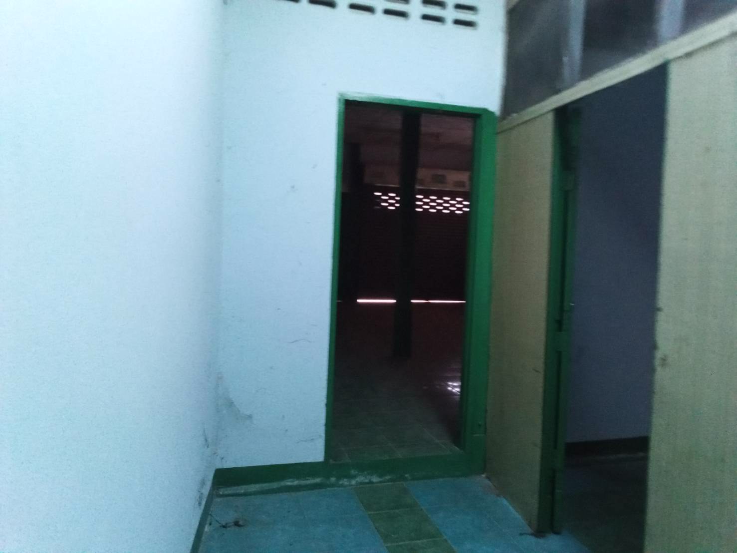 ขายด่วน-ขายถูก-อาคารพาณิชย์-1-ชั้น-2-คูหา-ทำเลค้าขาย-หน้าวัดพระธาตุพนม-ใกล้ตลาดสดเทศบาลธาตุพนม