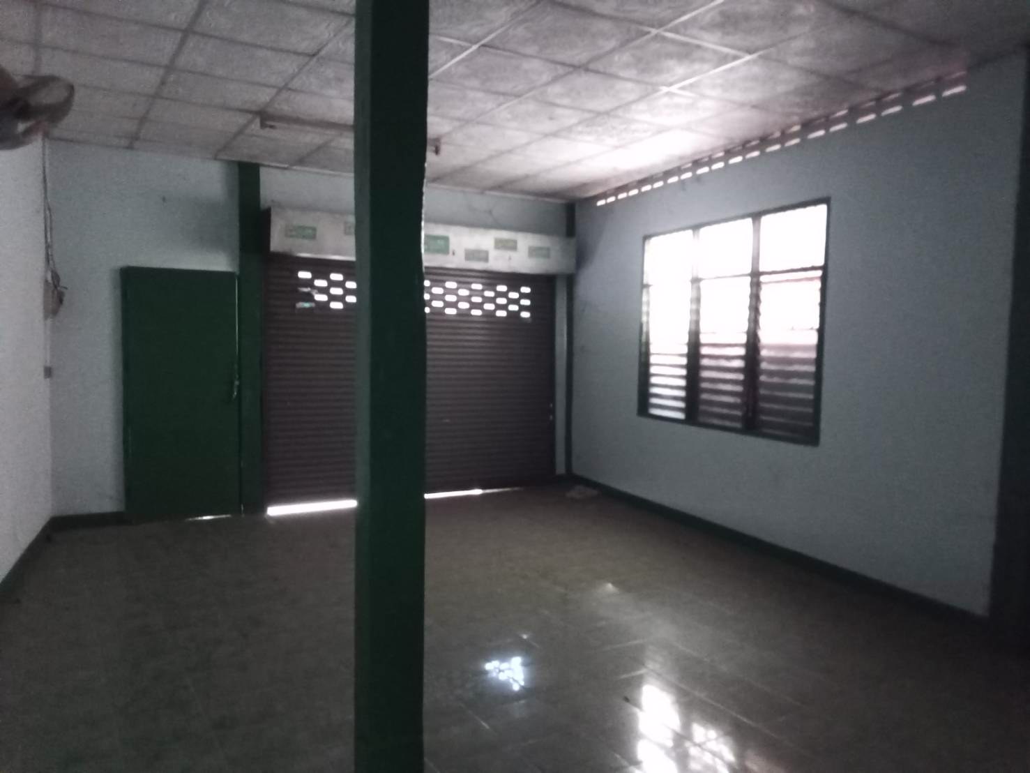 ขายด่วน-ขายถูก-อาคารพาณิชย์-1-ชั้น-2-คูหา-ทำเลค้าขาย-หน้าวัดพระธาตุพนม-ใกล้ตลาดสดเทศบาลธาตุพนม