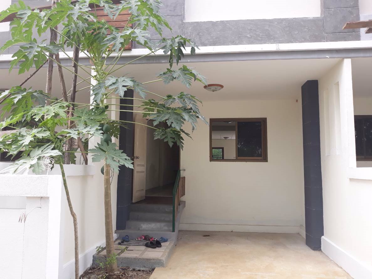 ขายทาวน์เฮ้าส์-2-ชั้น-บ้านใหม่-มือ-1-ม-ธารทอง-บางบัวทอง