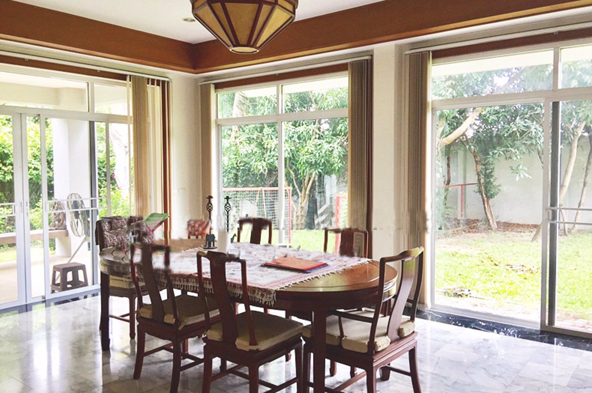 ขายบ้านหรู-2-ชั้น-เมืองเอกโครงการ-3-352-ตรว