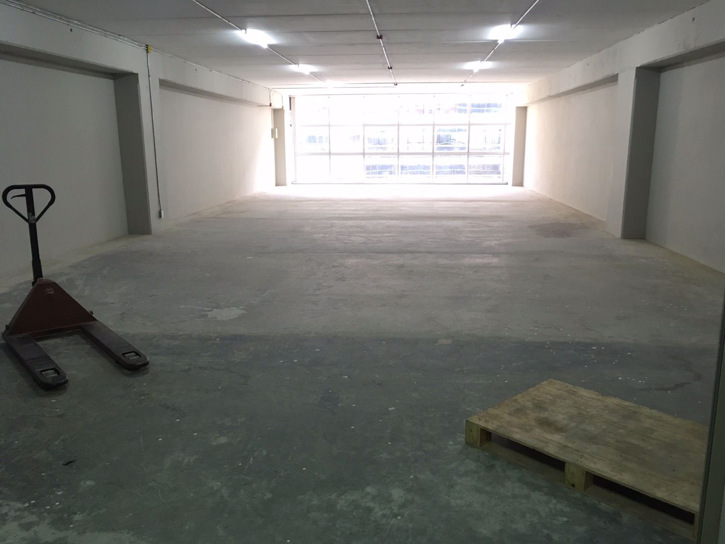 ให้เช่าโกดัง-20-200-ตรม-เมืองทอง-แจ้งวัฒนะ-ติดทางด่วน-091-817-9955