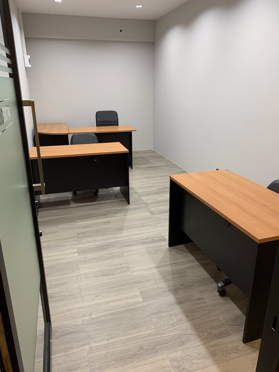 สำนักงานให้เช่า-12-300-ตรม-เมืองทองธานีแจ้งวัฒนะ-เริ่ม-5500-บาท-เดือน