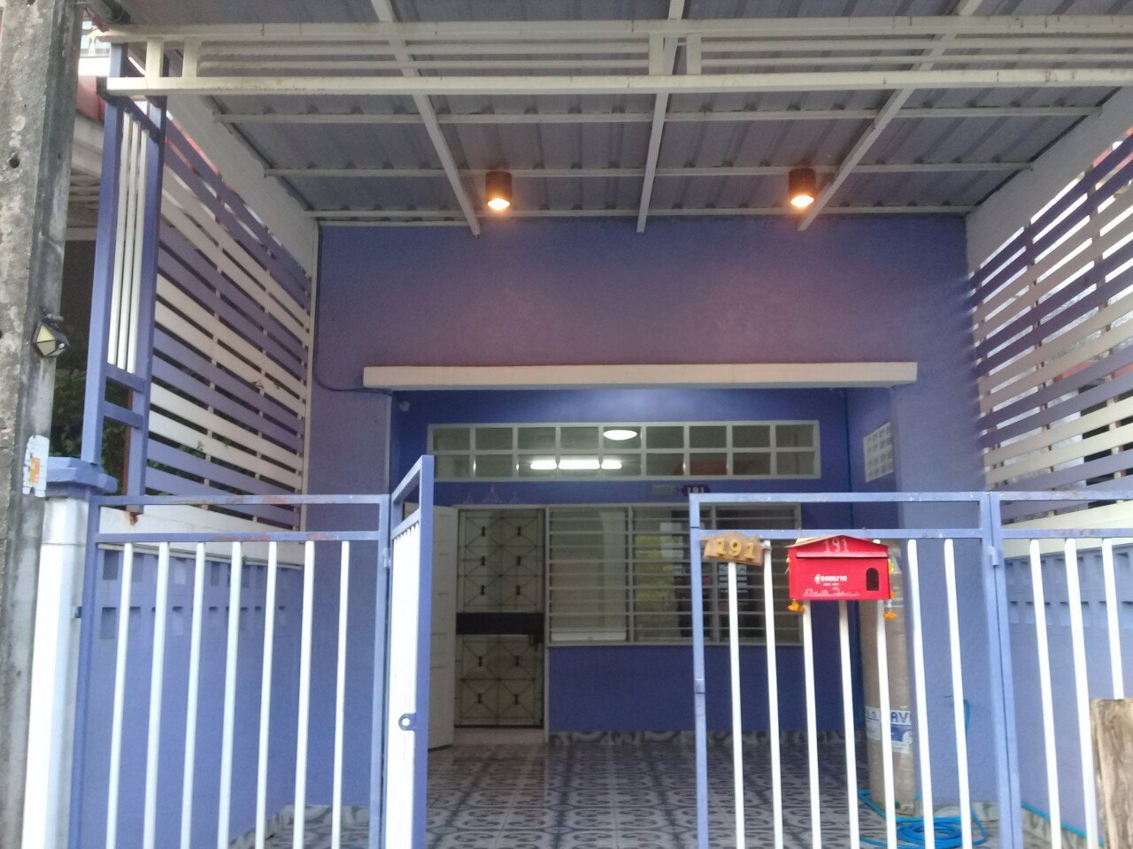 ให้เช่าทาวน์เฮ้าส์2ชั้น-ฟิวเจอร์รังสิตคลอง2-มชมฟ้า