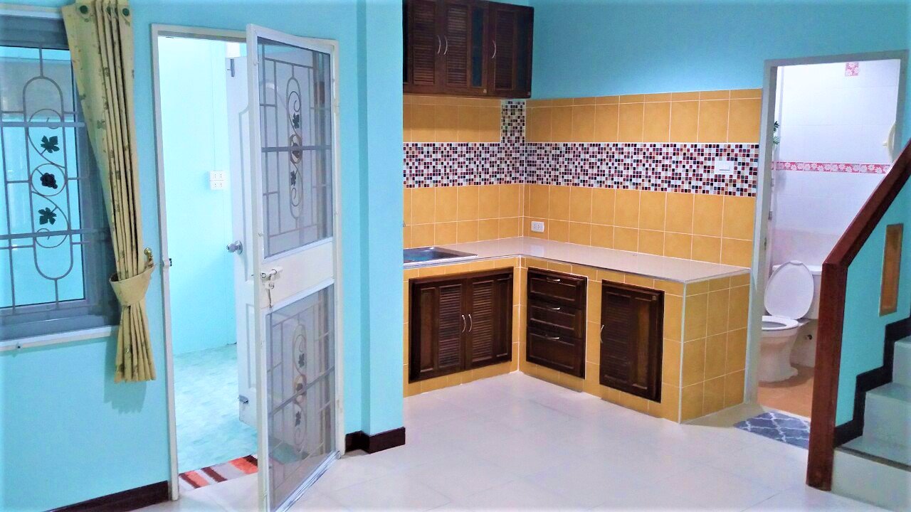 ให้เช่าทาวน์เฮ้าส์2ชั้น-ฟิวเจอร์รังสิตคลอง4