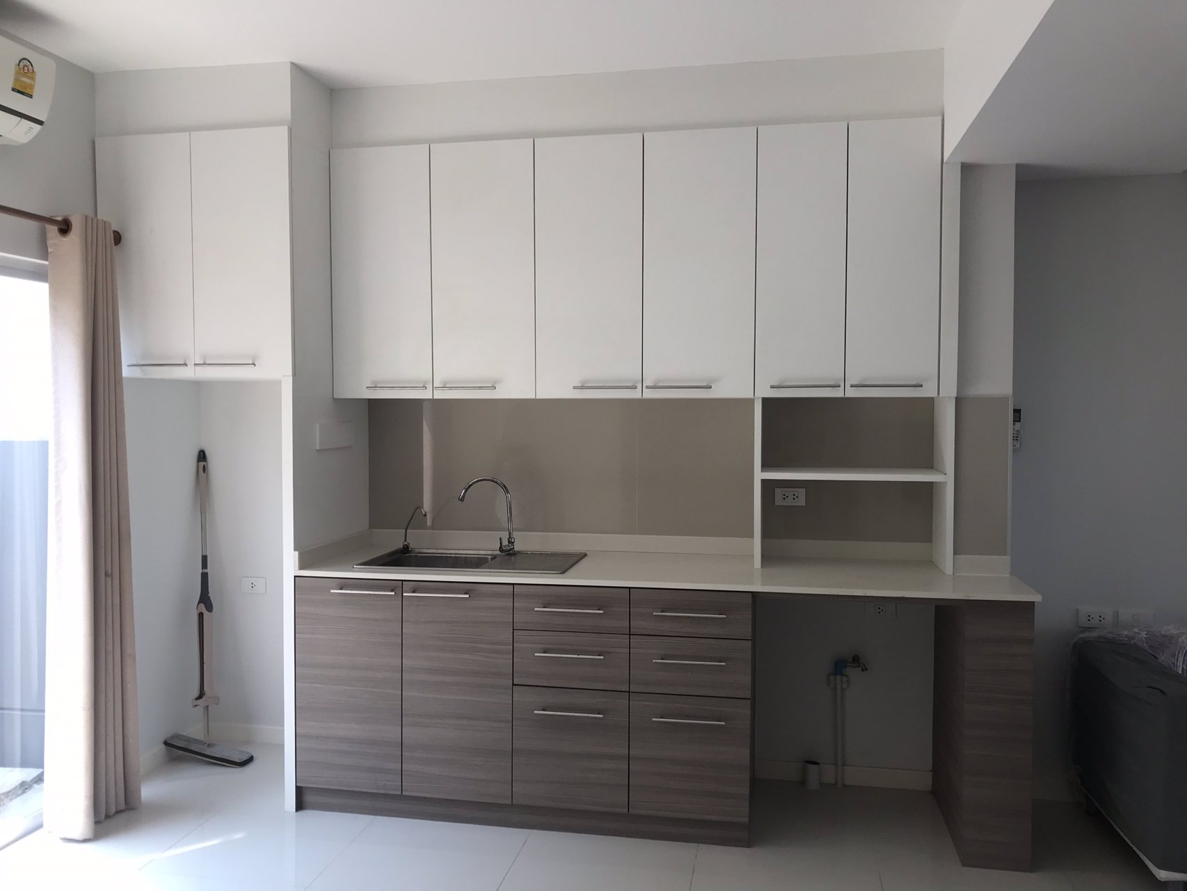 ขายทาวน์โฮมหมู่บ้านมัฑนา-indy-ศรีนครินทร์-ร่มเกล้า-ซร่มเกล้า-24-บ้านสไตล์-the-great-english-town