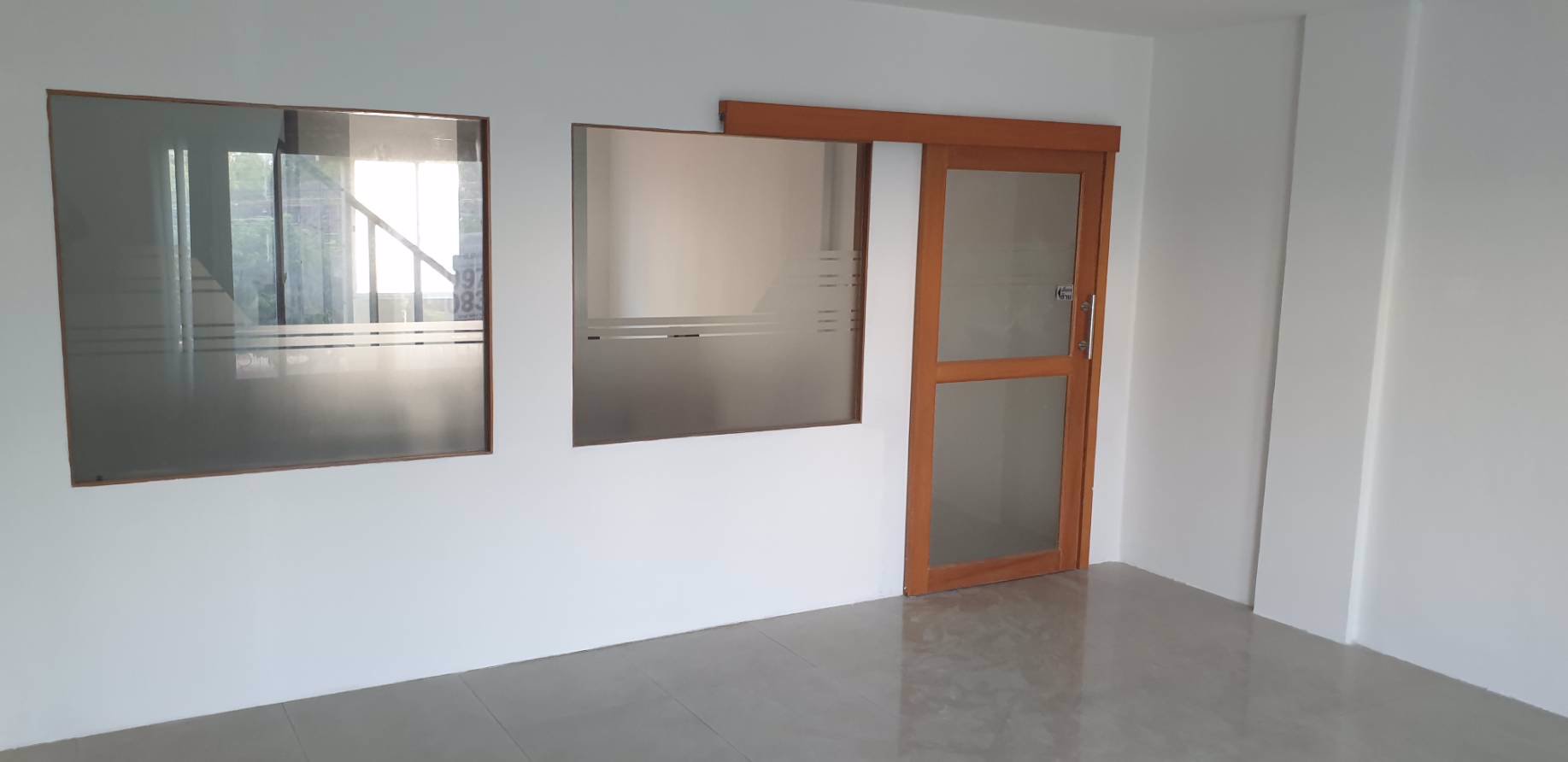 ขายทาวน์โฮมออฟฟิต-ปริญลักษณ์-นวมินทร์