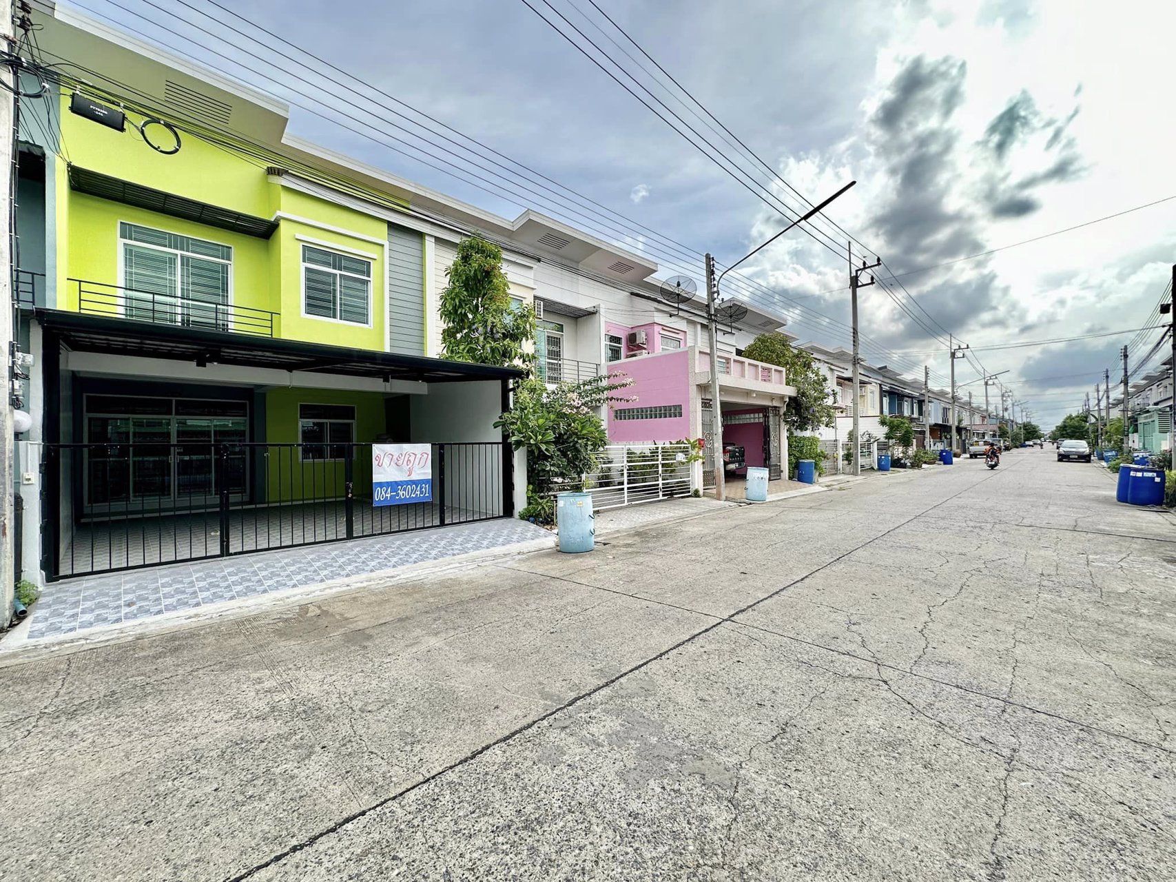 ขายด่วน-ขายถูก-รีโนเวทใหม่ทั้งหลัง-หมู่บ้านไทยสมบูรณ์-3-พลพัฒน์-ซอย-3