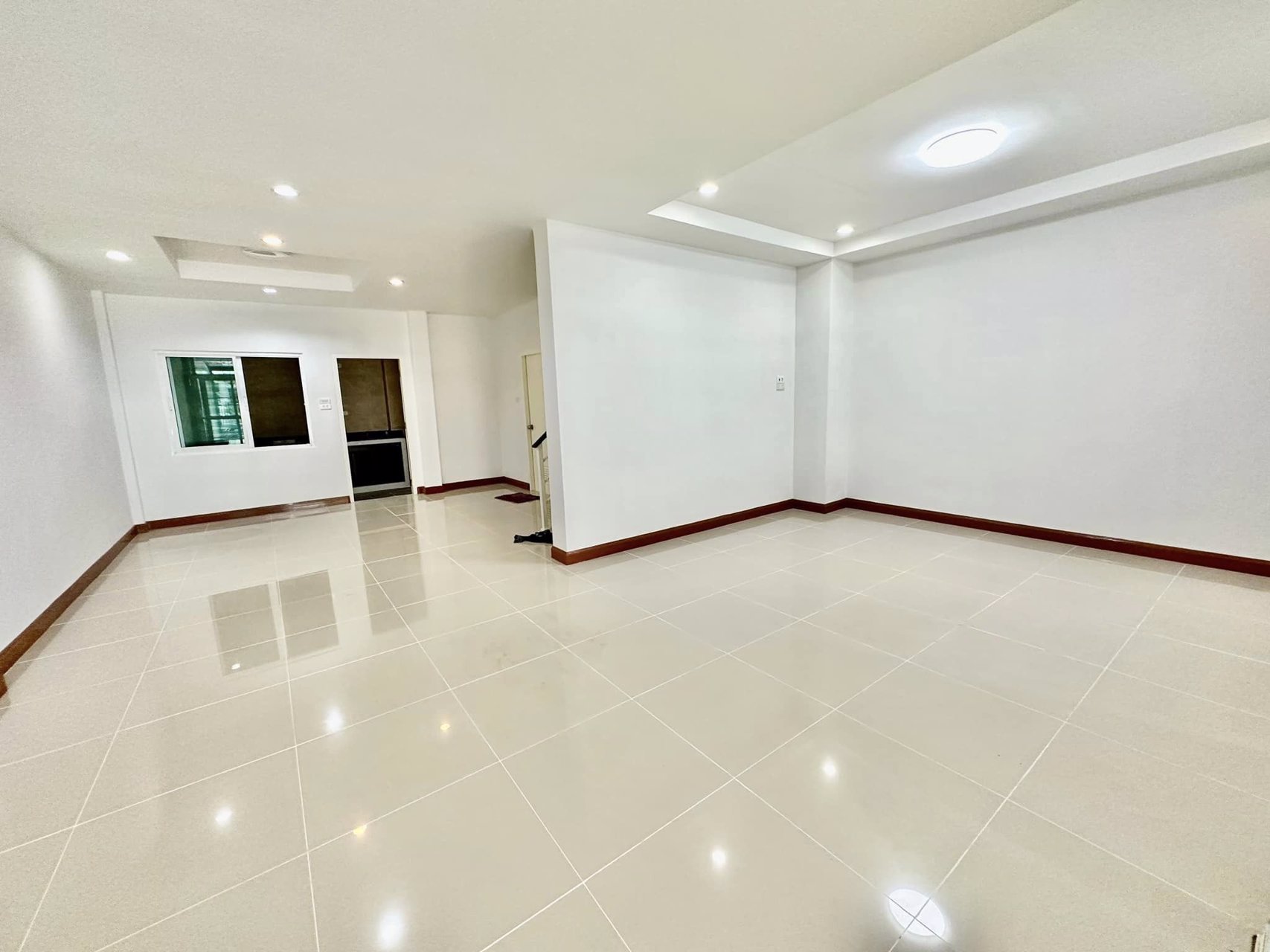 ขายด่วน-ขายถูก-รีโนเวทใหม่ทั้งหลัง-หมู่บ้านไทยสมบูรณ์-3-พลพัฒน์-ซอย-3