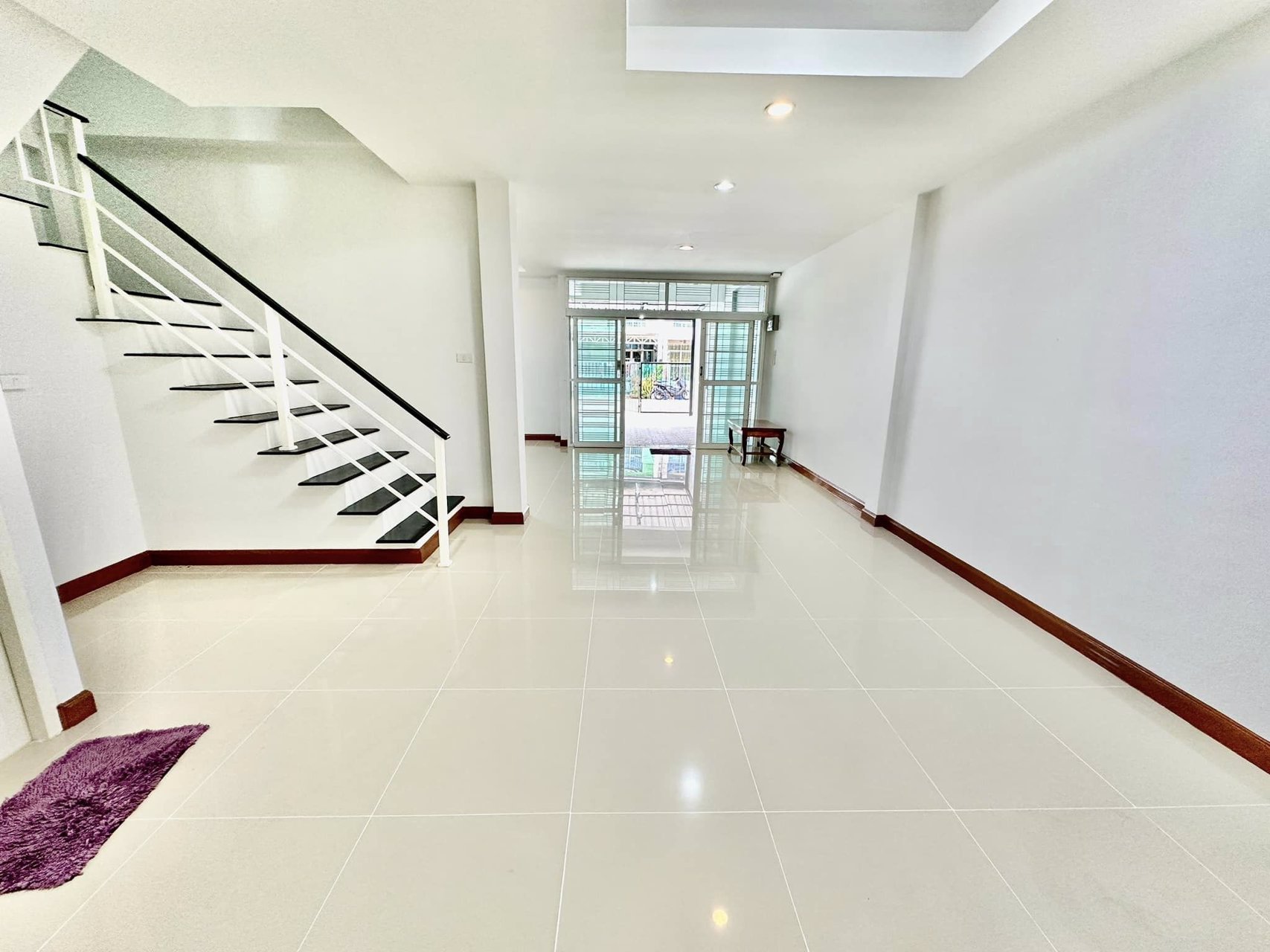 ขายด่วน-ขายถูก-รีโนเวทใหม่ทั้งหลัง-หมู่บ้านไทยสมบูรณ์-3-พลพัฒน์-ซอย-3