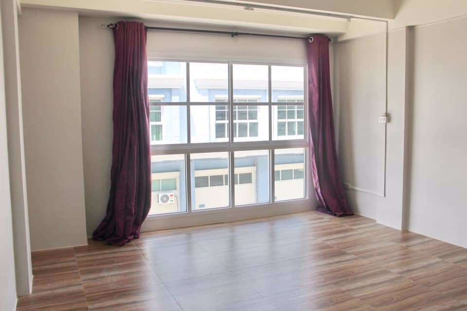 ขายตึกแถว-3-ชั้นครึ่ง-ขายราคาพิเศษขายต่ำกว่าทุน