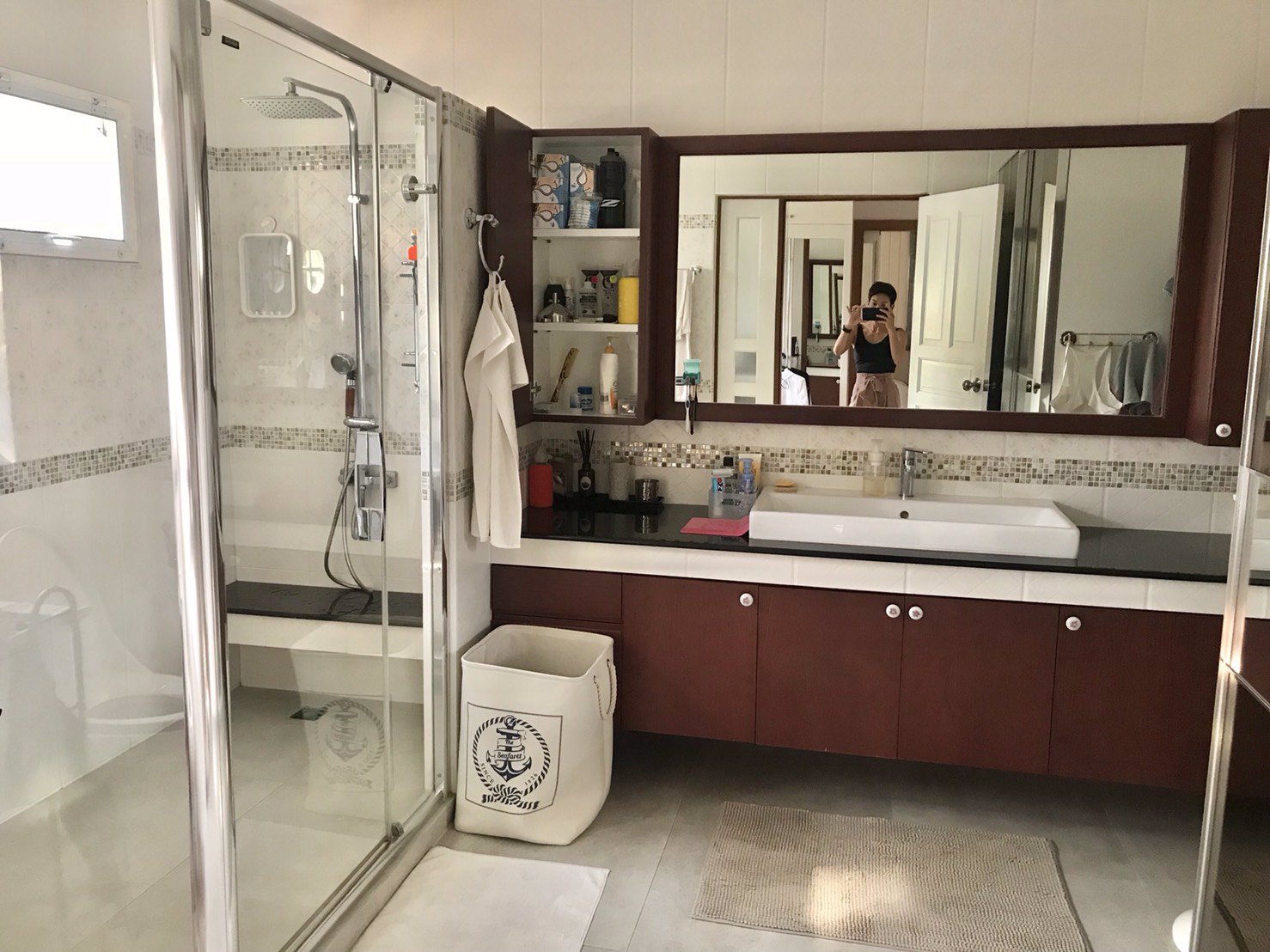 ให้เช่าบ้านหรูหมู่บ้านลดาวัลย์ศรีนครินทร์