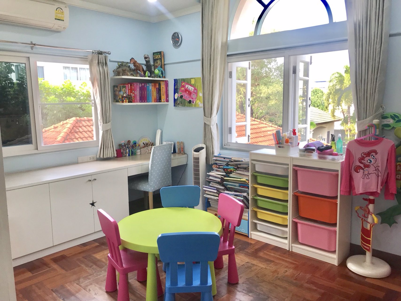 ให้เช่าบ้านหรูหมู่บ้านลดาวัลย์ศรีนครินทร์