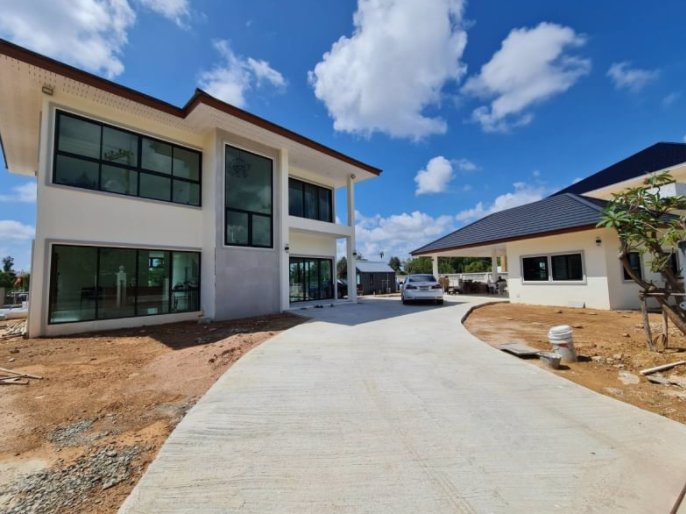 ขาย-บ้านเดี่ยวสุดหรู-บรรยากาศรีสอร์ต-พร้อมที่ดิน-315-ตรว-หนองบัว-จันทบุรี