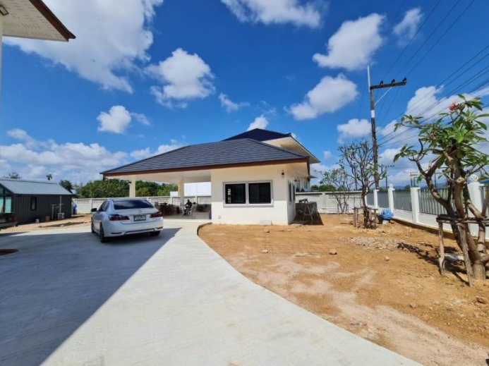 ขาย-บ้านเดี่ยวสุดหรู-บรรยากาศรีสอร์ต-พร้อมที่ดิน-315-ตรว-หนองบัว-จันทบุรี