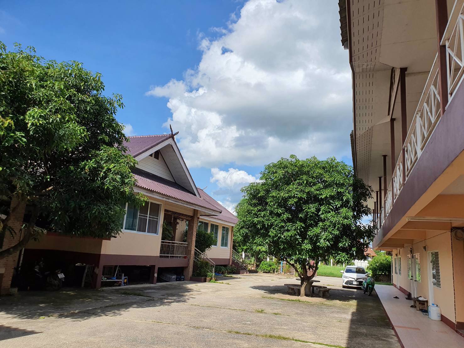 ขายบ้านสวย-แถมกิจการหอพัก-ขายพร้อมผู้เช่า-ทำเลสวย-ใกล้สนามบิน
