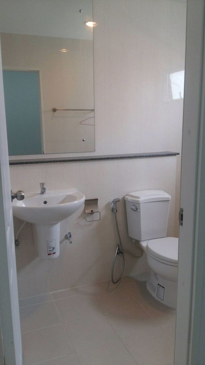 ขายด่วน-ทาวน์โฮม-2-ชั้น-โมดิ-วิลล่า-บางนา-ซอยเอแบค-modi-villa-bangna-กม26-สมุทปราการ-2-นอน-2-น้ำ