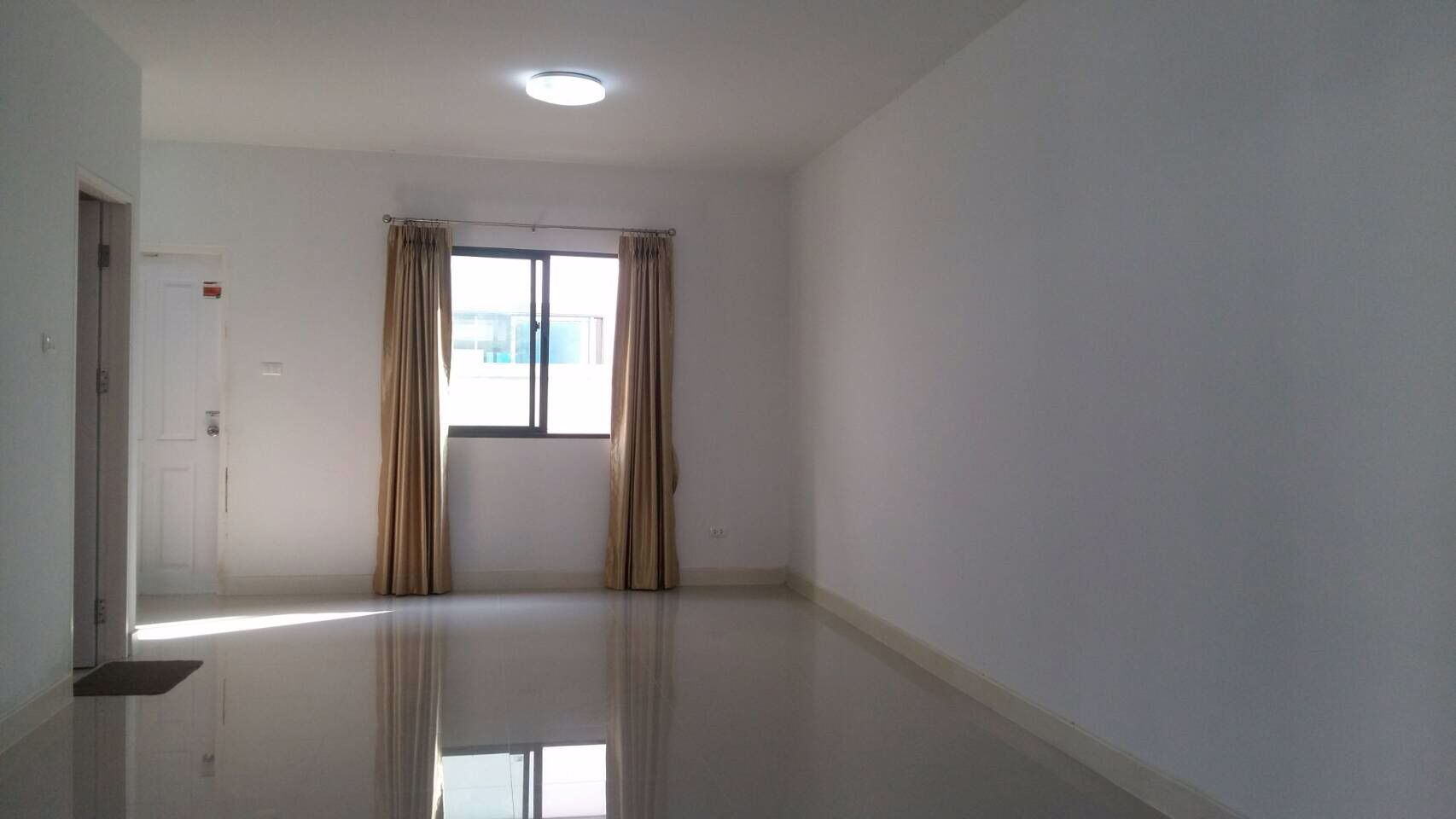 ขายด่วน-ทาวน์โฮม-2-ชั้น-โมดิ-วิลล่า-บางนา-ซอยเอแบค-modi-villa-bangna-กม26-สมุทปราการ-2-นอน-2-น้ำ