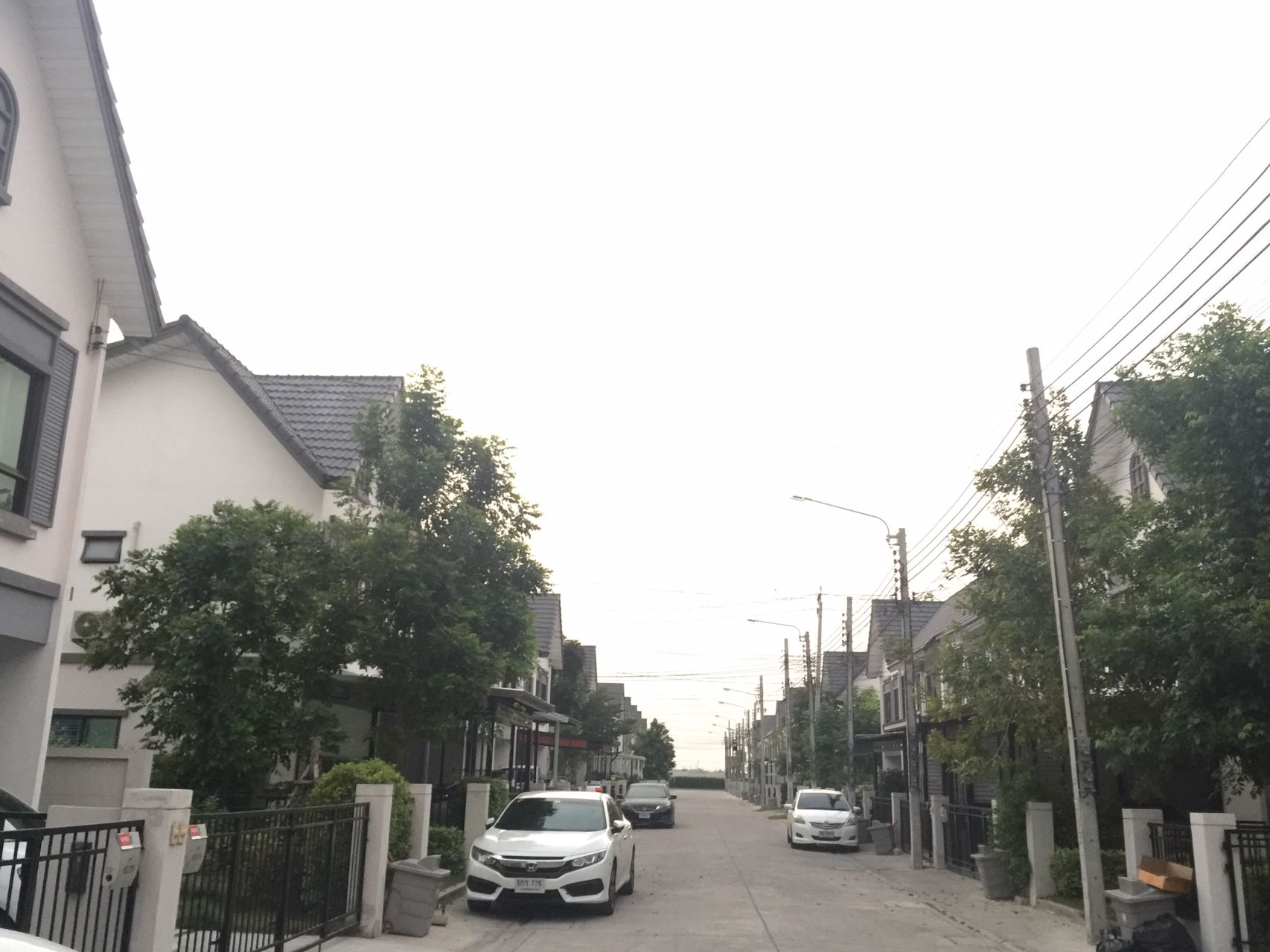 ขายด่วน-ทาวน์โฮม-2-ชั้น-โมดิ-วิลล่า-บางนา-ซอยเอแบค-modi-villa-bangna-กม26-สมุทปราการ-2-นอน-2-น้ำ