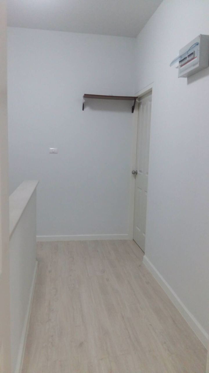 ขายด่วน-ทาวน์โฮม-2-ชั้น-โมดิ-วิลล่า-บางนา-ซอยเอแบค-modi-villa-bangna-กม26-สมุทปราการ-2-นอน-2-น้ำ