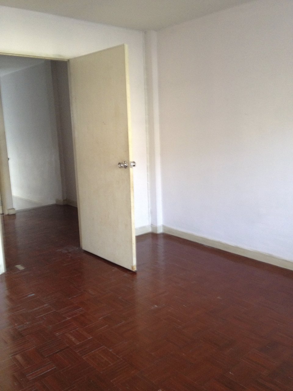 ขายหรือให้เช่าทาวน์เฮ้าส์-2-ห้องนอน-ใน-บางปลา-บางพลี