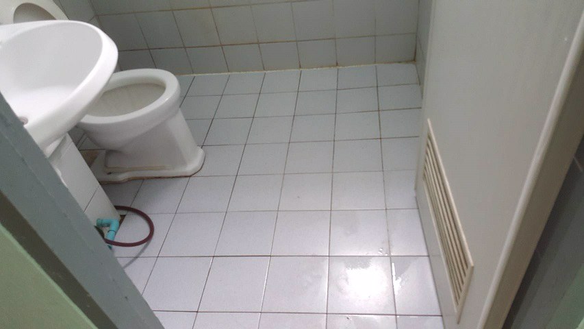 ขายด่วน-ห้องพัก-รอแยลทาวเวอร์คอนโดมิเนี่ยม-อยู่ใกล้ห้างเซ็นทรัลแจ้งวัฒนะใกล้สถานีรถไฟฟ้า