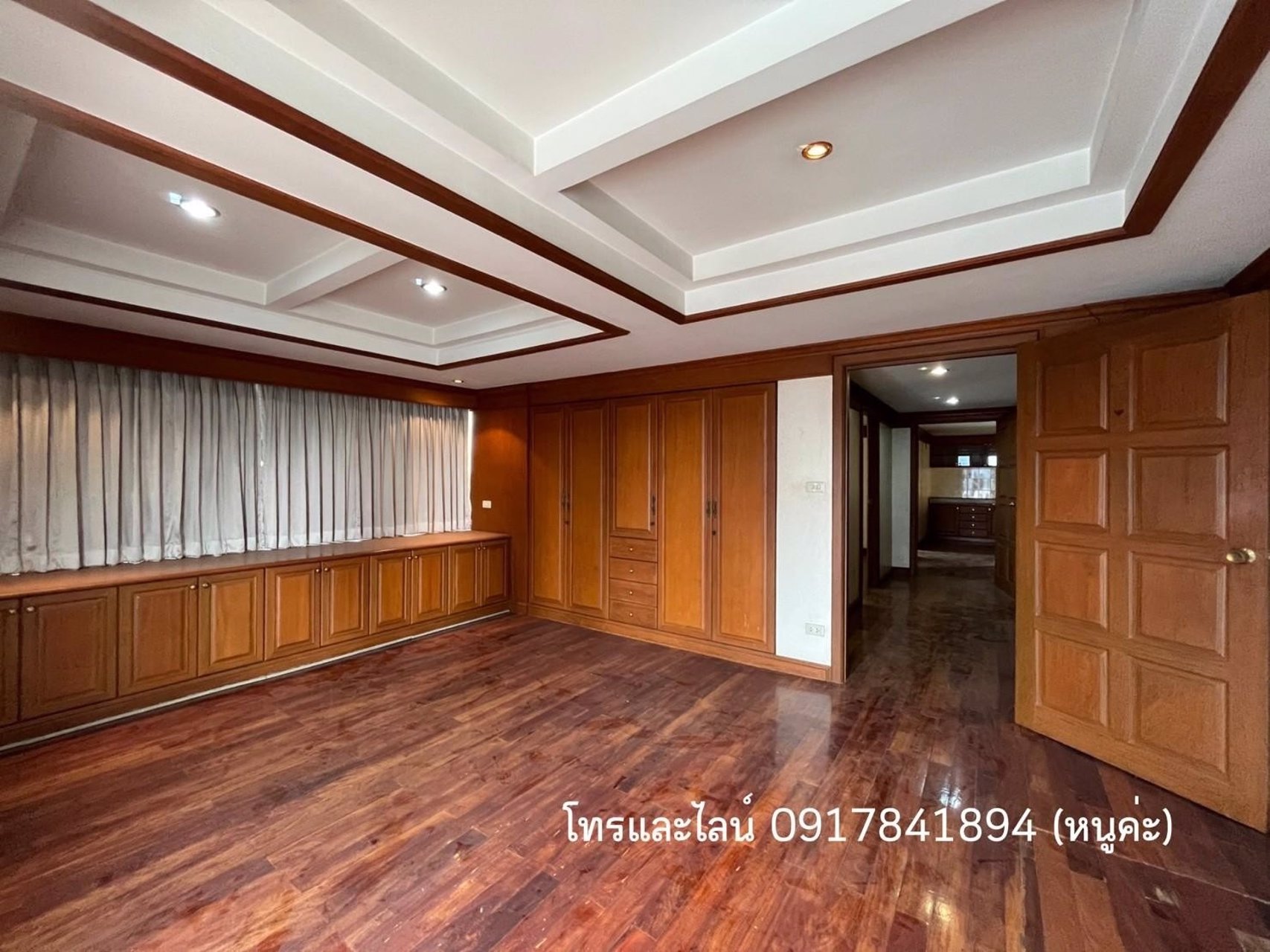 ขายคอนโด-diamond-tower-แถวสีลม-