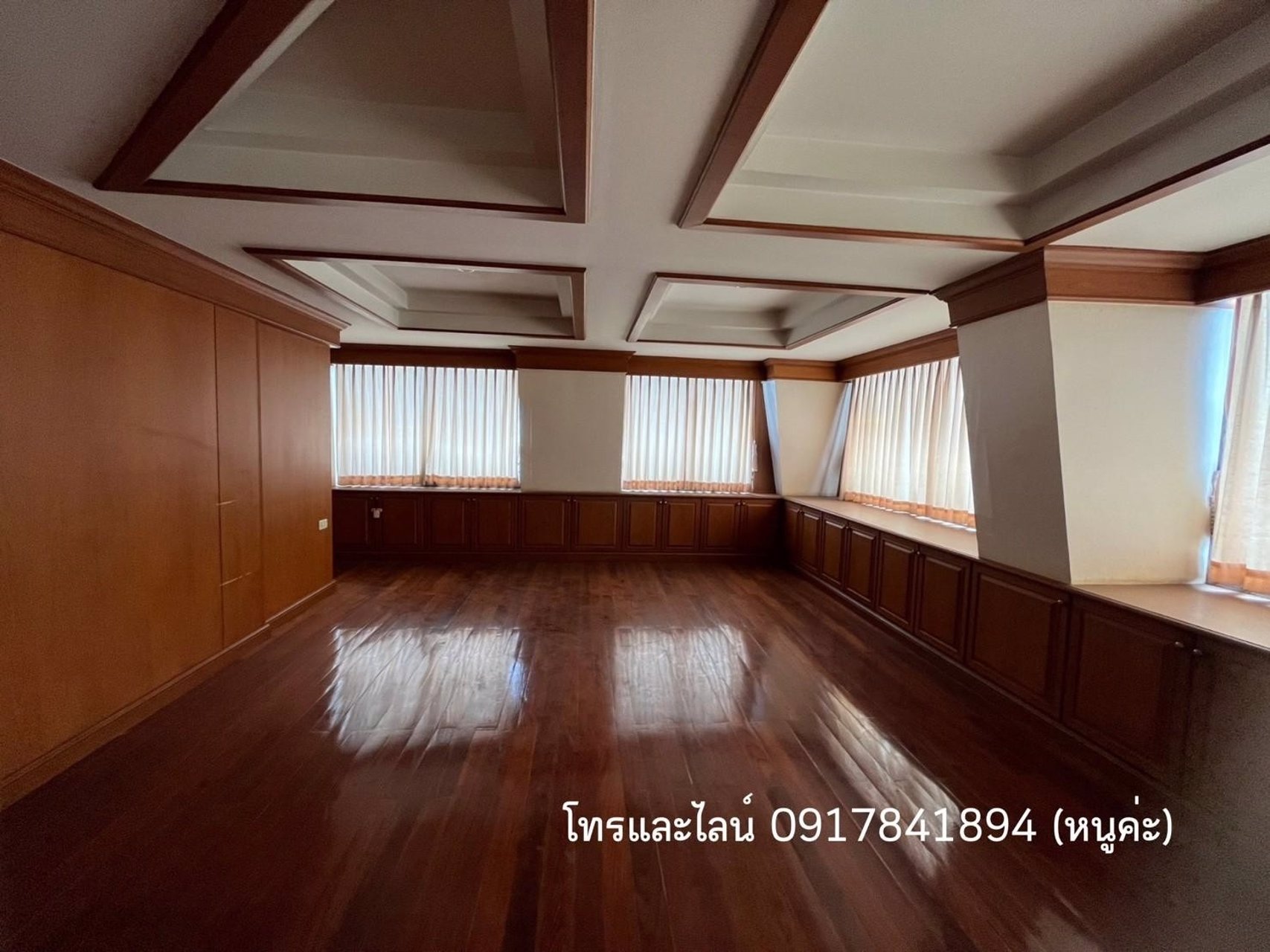 ขายคอนโด-diamond-tower-แถวสีลม-