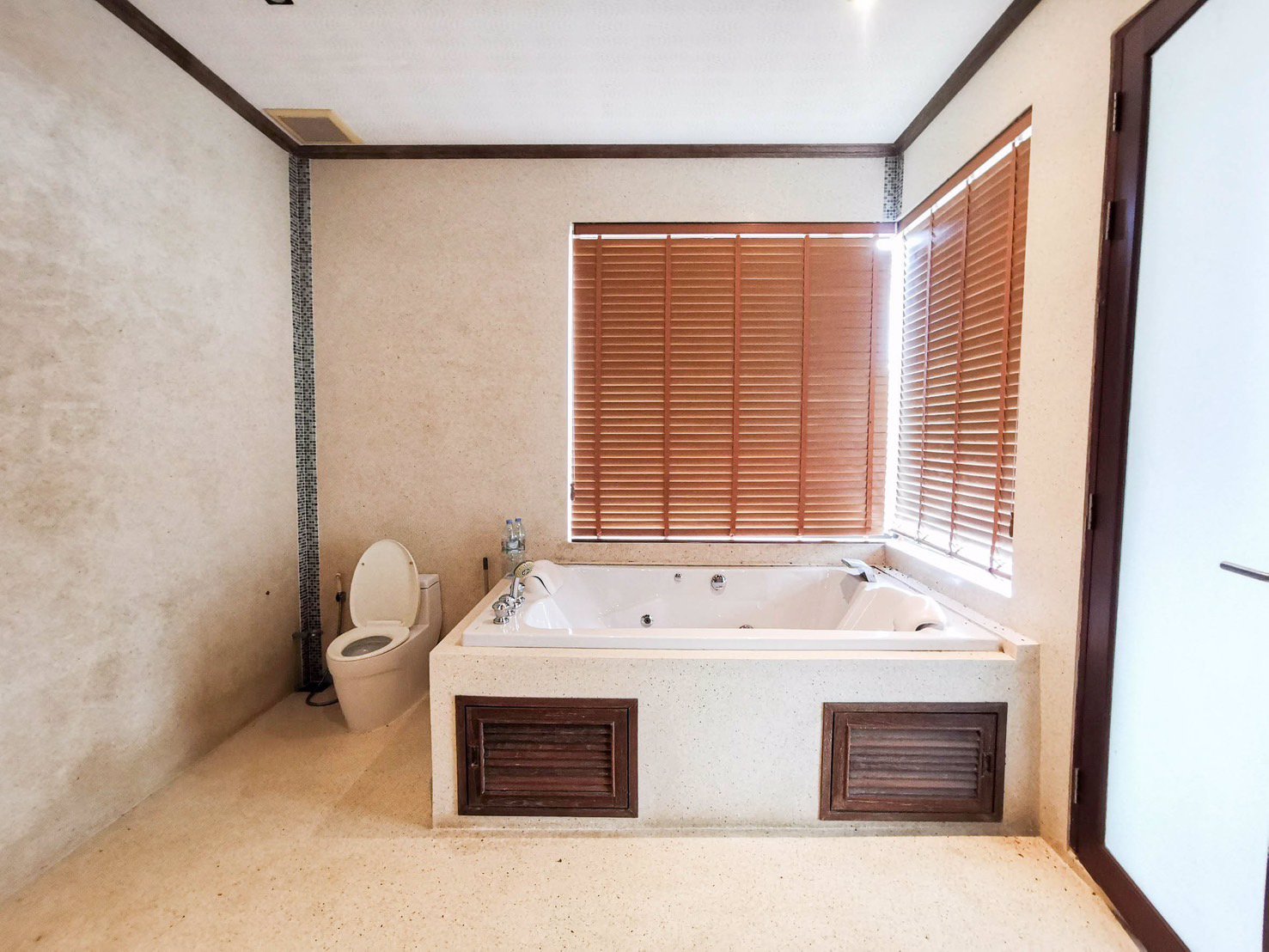 ให้เช่า-บ้าน-พร้อมที่ดินขนาด-2-ไร่