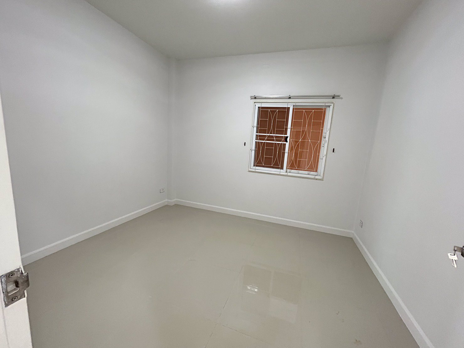 ขายด่วนๆๆบ้านเดี่ยว-เนื้อที่-56-ตารางวา-รีโนเวทใหม่ทั้งหลัง